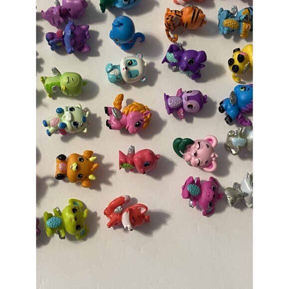 Lot 50+ Hatchanimals Mini Figures Adorable Animal Characters Fun Play Collecting - Picture 4 of 12